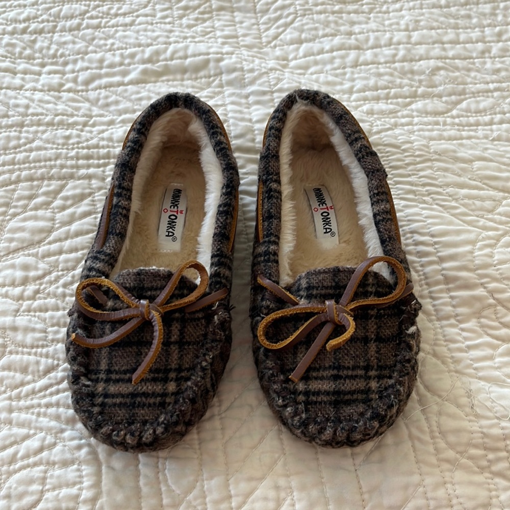 New without box slippers